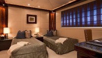 Motor yacht DREAM -  Twin Cabin